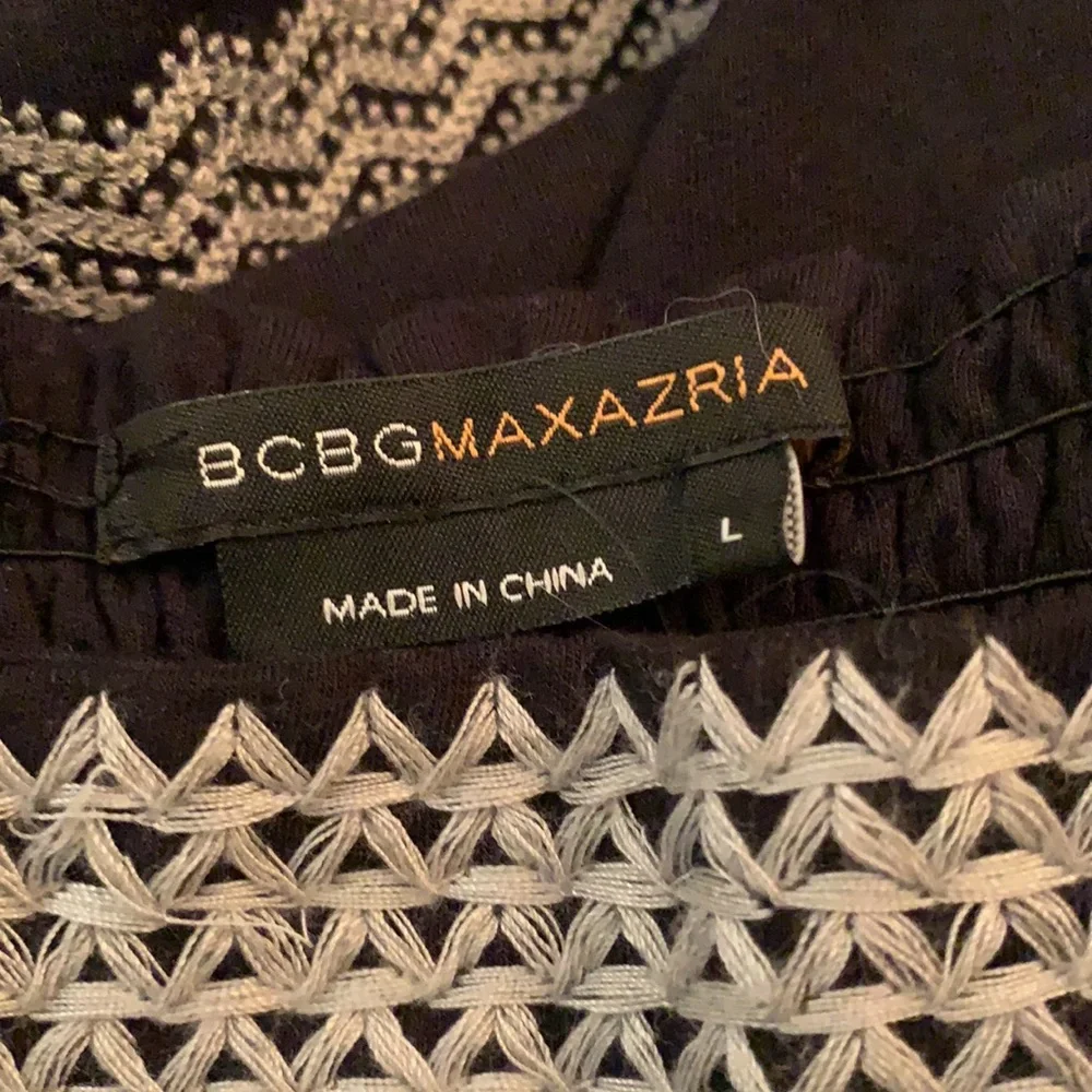 BCBG Black Dress with Ivory Embroidered Detail. - Picture 6 of 6